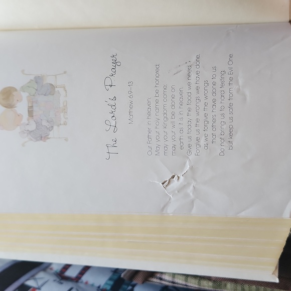 Precious Moments Bible 1978 - Picture 16 of 16